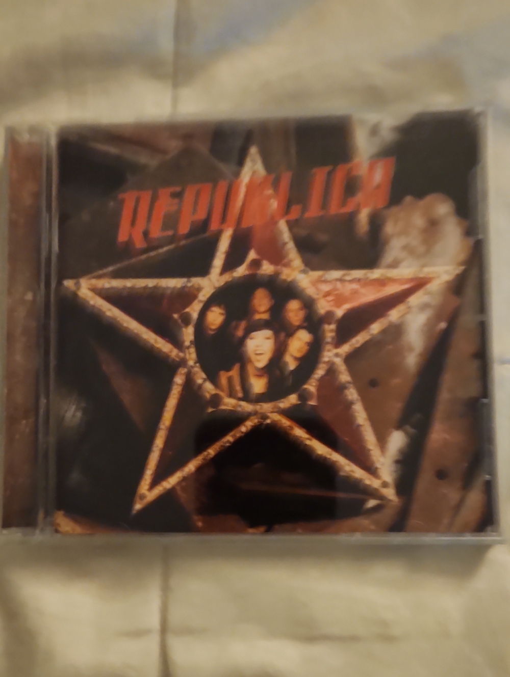Republica Star Design Decoration CD